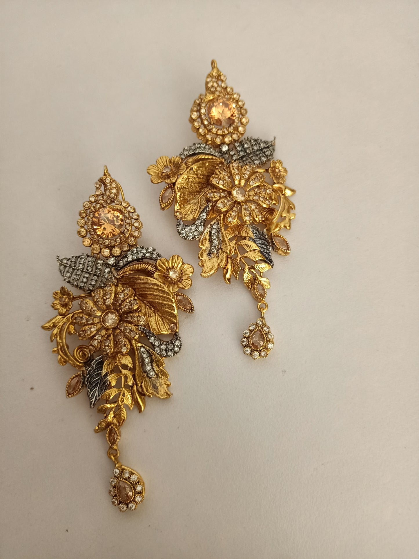 Gold plated Earrings (Baali)